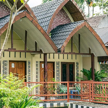 Sumatra Orangutan Treks Villa & Eco Jungle Trekking Activity Timbanglawang Exterior photo