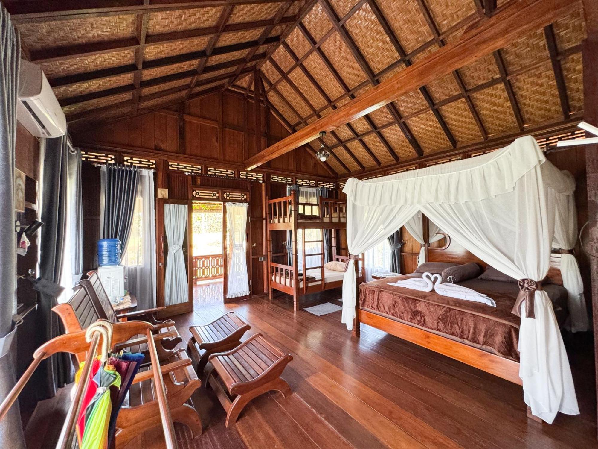 Sumatra Orangutan Treks & Eco Jungle Trekking Activity Timbanglawang